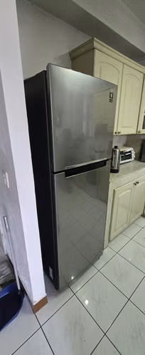 REFRIGERADORA SAMSUNG DE 171 cm - Imagen 1