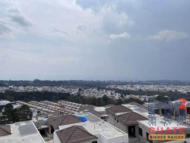 Alquilo Casa en condominio en Zona 16 - Imagen 6