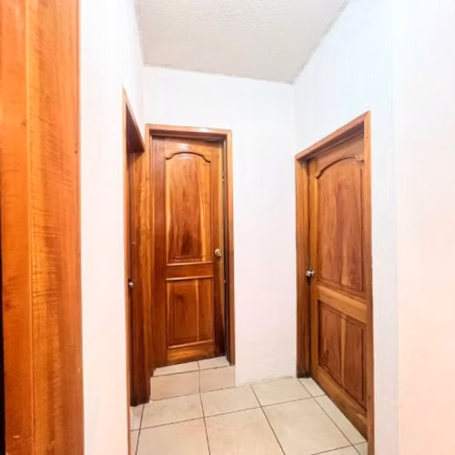 Casa en venta en Jardines de San Lucas Sacatepéquez - Imagen 11