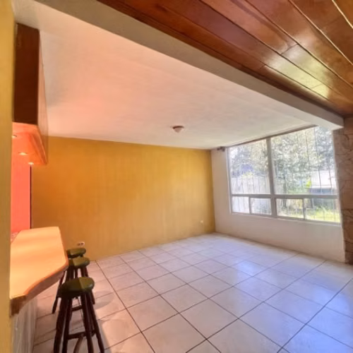 Casa en venta en Jardines de San Lucas Sacatepéquez - Imagen 3