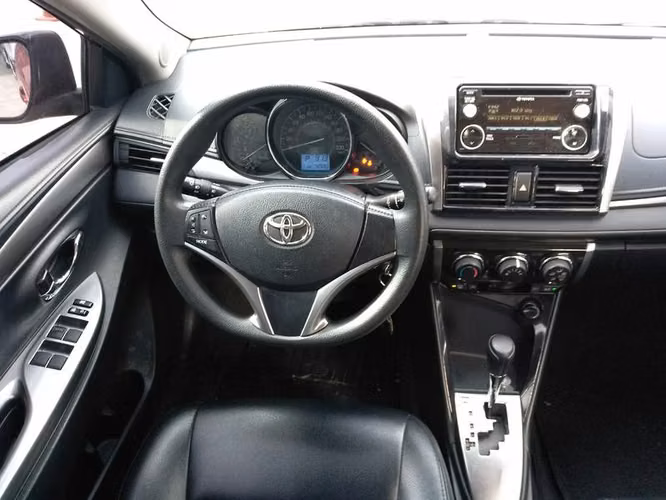 Toyota Yaris - Imagen 2