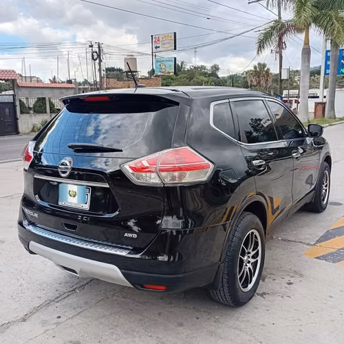 2015 NISSAN ROGUE 4X4 RECIEN INGRESADA!! - Imagen 5