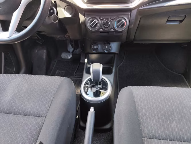 Suzuki Celerio Modelo 2024 de agencia  - Imagen 7