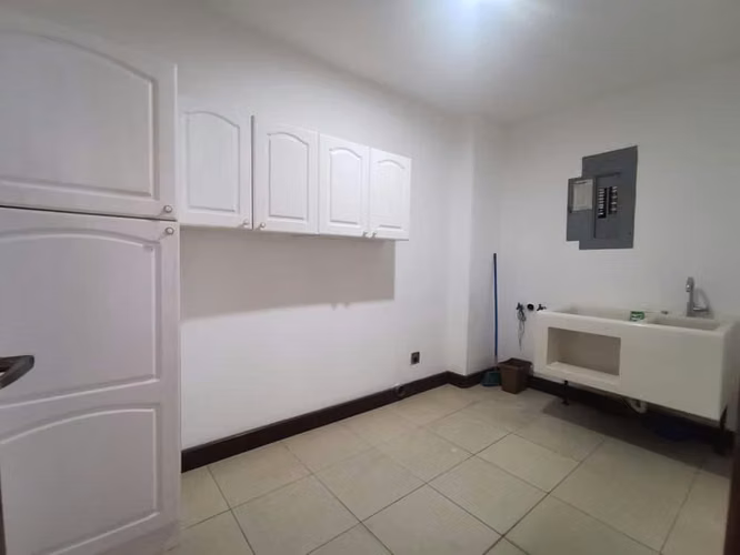 PRECIOSO APARTAMENTO EN TORRE OAKLAND 1 ZONA 10 - Imagen 13