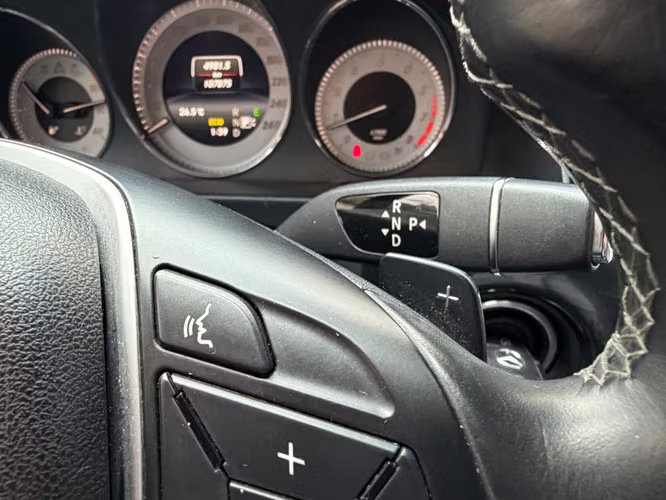 Mercedes-Benz GLK 250 4Matic Agencia Modelo 2014 - Imagen 9