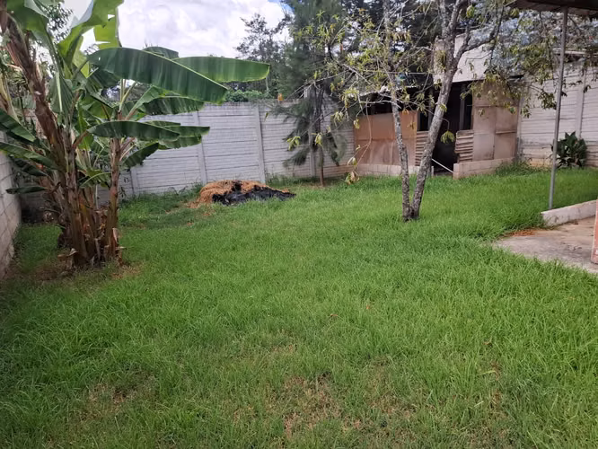 Vendo Bella Granjita Ideal Casa De Campo y Descanso a 3 minutos del Centro de San Lucas Sacatepéquez  - Imagen 10