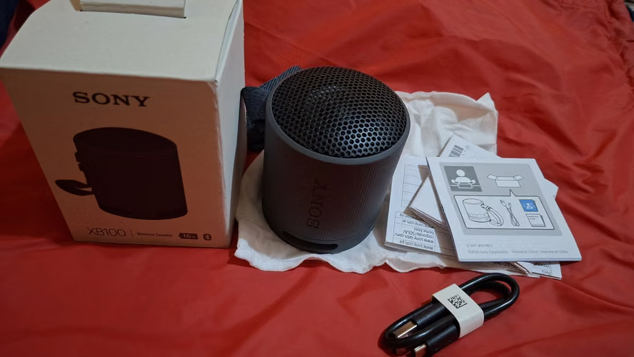 Bocina Sony SRS-XB100 nuevo
