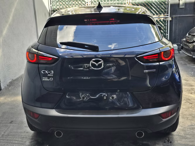 Mazda CX3 2021 AWD, 17mil millas  