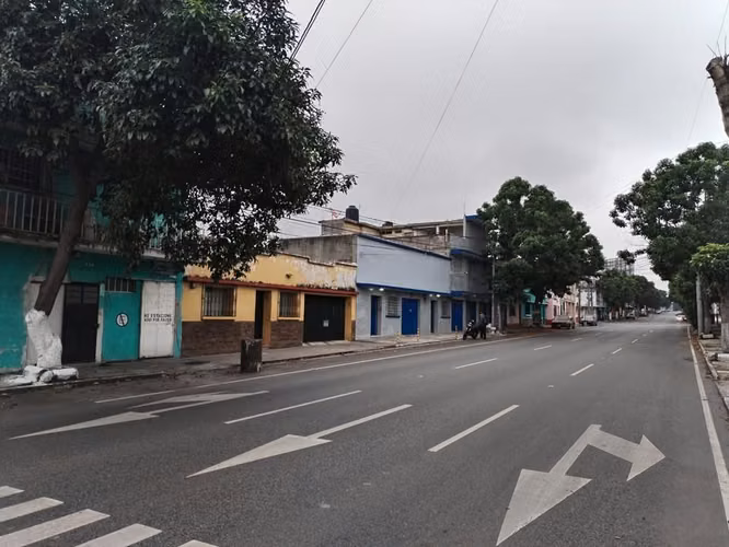 Casa comercial en Zona 12