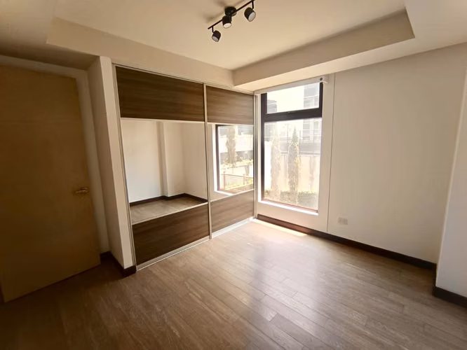 Zona 10 • Apartamento en Renta • Edificio Veinti4 - Miniatura 11