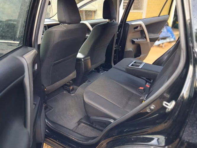 Toyota Rav4 LE 2018 