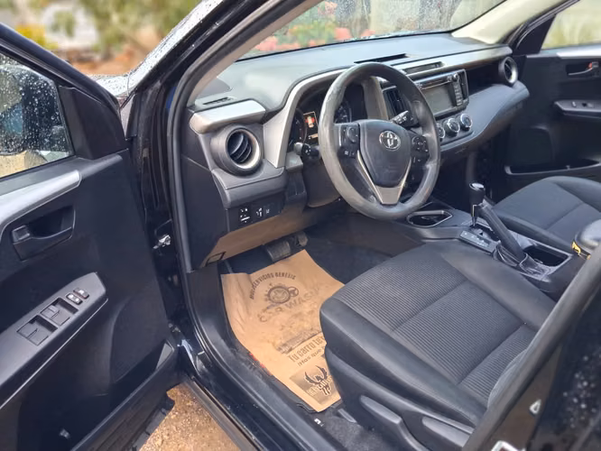 Toyota Rav4 LE 2018 
