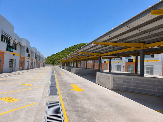OFIBODEGA EN RENTA – PARQUE INDUSTRIAL EN NARANJO, MIXCO   Ubicación, Zona 4 de Mixco