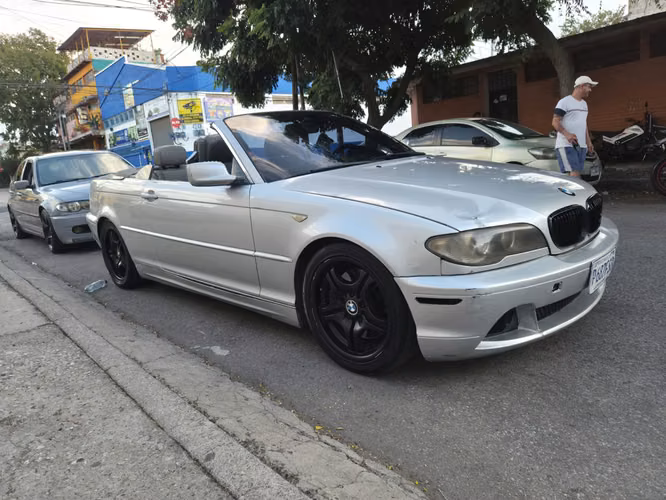 Vendo bmw ci convertible modelo 2004