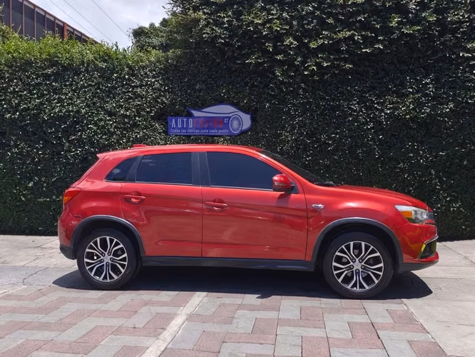 Mitsubishi Outlander Sport Es 2wd Modelo 2019 - Imagen 5