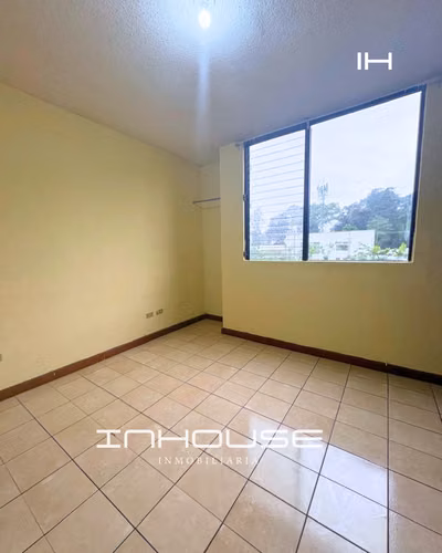 APARTAMENTO EN RENTA EN ZONA 16 SANTA AMELIA - Miniatura 9