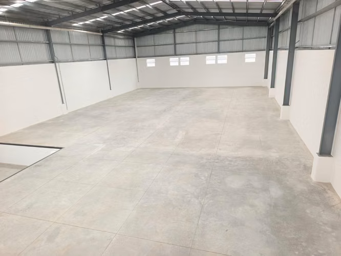 OFIBODEGA EN RENTA DE 721 M2 DENTRO DE COMPLEJO INDUSTRIAL, UBICADA EN ZONA 4 MIXCO - Imagen 10