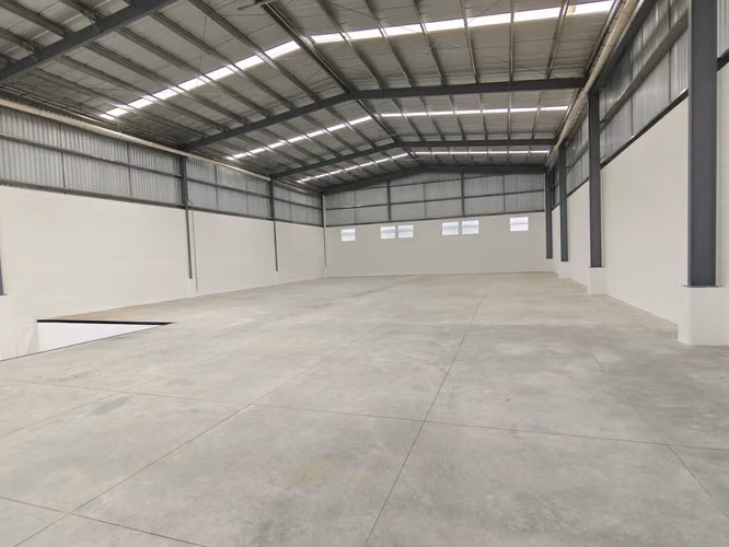 OFIBODEGA EN RENTA DE 721 M2 DENTRO DE COMPLEJO INDUSTRIAL, UBICADA EN ZONA 4 MIXCO - Imagen 11