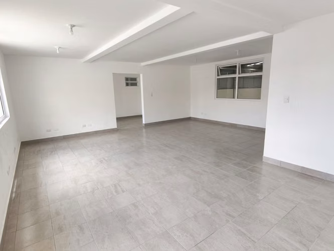 OFIBODEGA EN RENTA DE 721 M2 DENTRO DE COMPLEJO INDUSTRIAL, UBICADA EN ZONA 4 MIXCO - Imagen 12