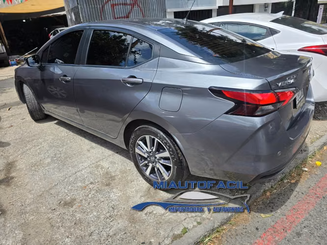 Nissan Versa de Agencia M. 2023 - Imagen 2