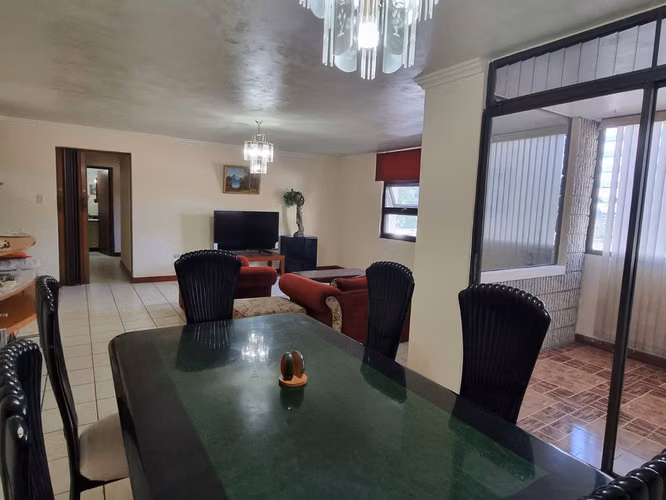 Apartamento Amueblado y Equipado en Alquiler – Zona 10, Zona Viva - Imagen 3