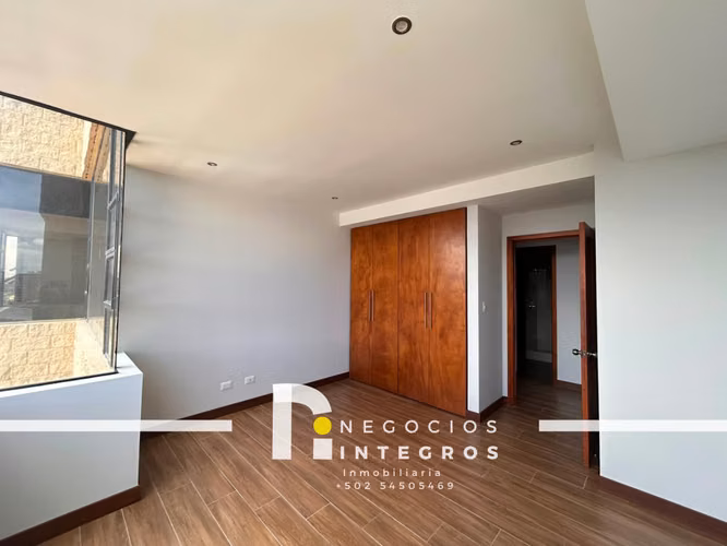  VENDO AMPLIO APARTAMENTO TOTALMENTE REMODELADO EN OAKLAND - Imagen 17