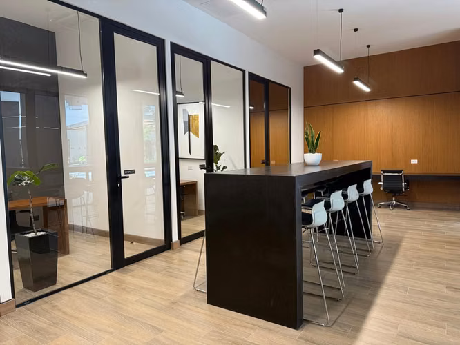APARTAMENTO AMUEBLADO EN RENTA EN ZONA 14, PARQUE 14 - Imagen 13