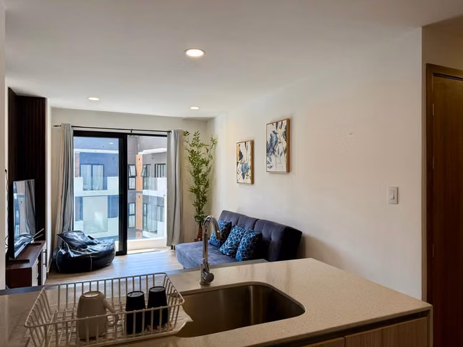 APARTAMENTO AMUEBLADO EN RENTA EN ZONA 14, PARQUE 14 - Imagen 2