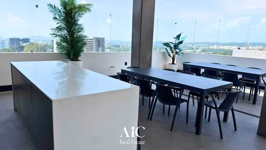 APARTAMENTO AMPLIO Y MUY BIEN UBICADO 2 HABITACIONES ZONA 10 EDIF. BONADIEZ - Imagen 5
