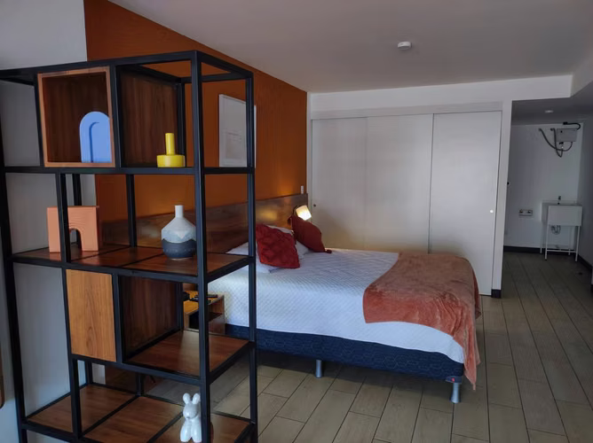 Apartamento amueblado tipo estudio en Zona 1 - Imagen 4