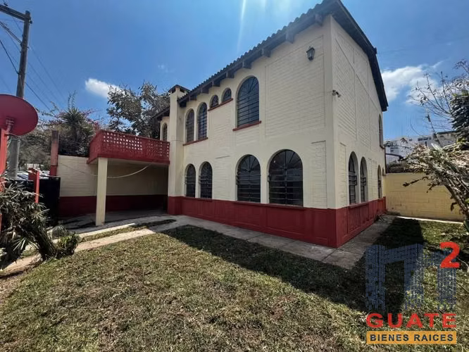 Alquilo Casa en Zona 15
