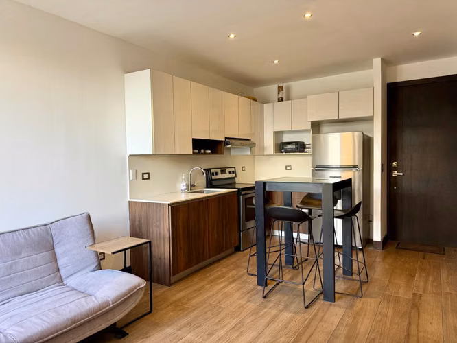 APARTAMENTO AMUEBLADO EN RENTA / VENTA EN ZONA 10, VIVALT - Imagen 2