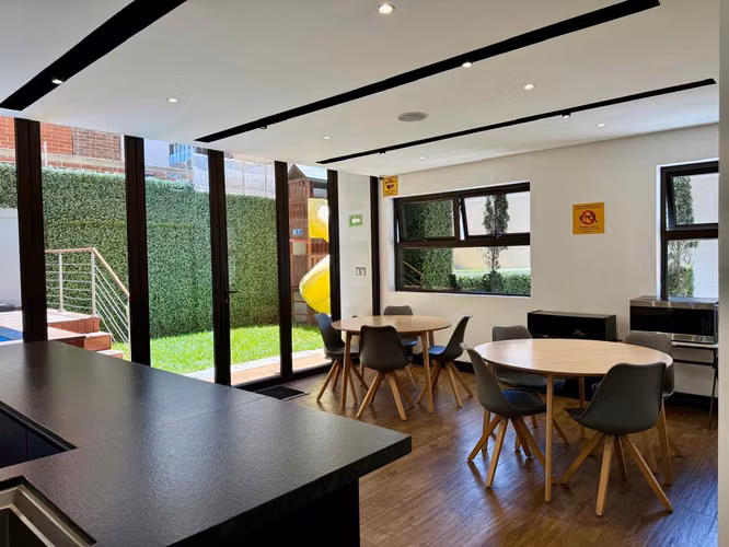 APARTAMENTO AMUEBLADO EN RENTA / VENTA EN ZONA 10, VIVALT - Imagen 10