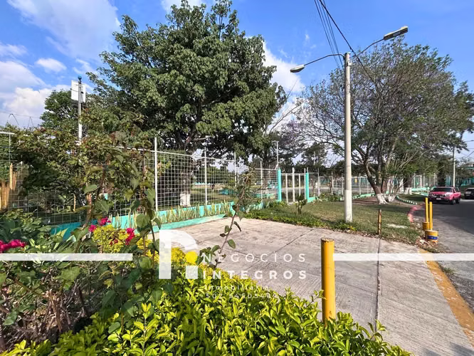 CASA REMODELADA EN VENTA EN LLANO ALTO, VILLA NUEVA - Imagen 15