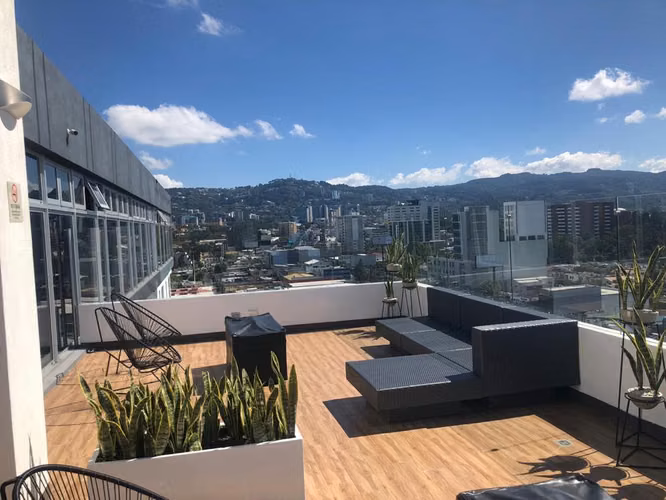 ¡Exclusivo Apartamento Semi Amueblado en CityHaus Zona 10 con Vista! - Imagen 15