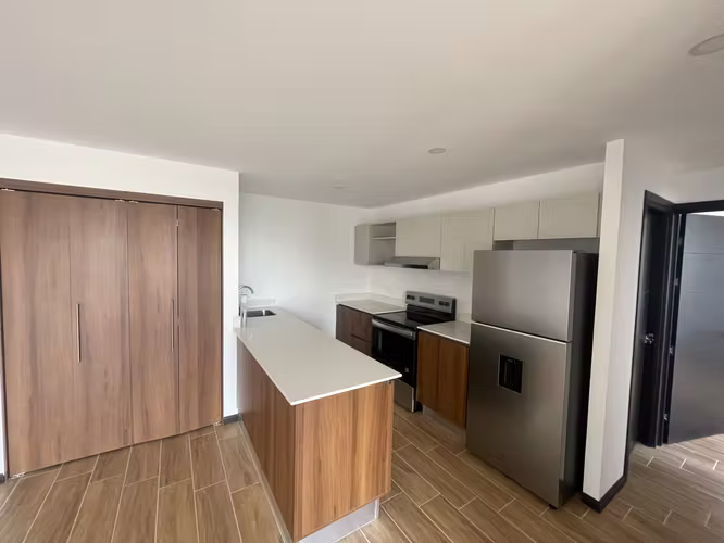 Alquiler Apartamento 2 hab - Essenza zona 13 - Imagen 3