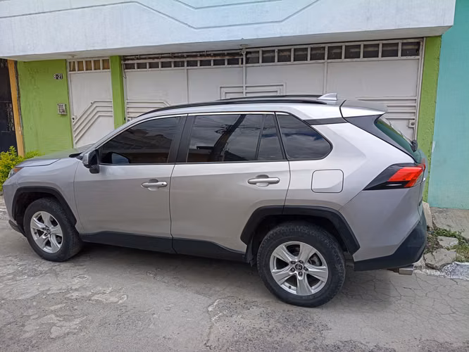 Vendo camioneta - Imagen 3