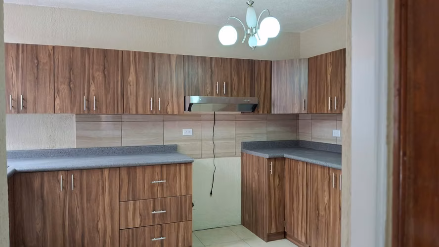 CASA EN RENTA EN ALAMEDAS DEL ENCINAL ZONA 7 DE MIXCO - Imagen 4