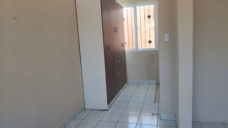 CASA EN RENTA EN ALAMEDAS DEL ENCINAL ZONA 7 DE MIXCO - Imagen 8