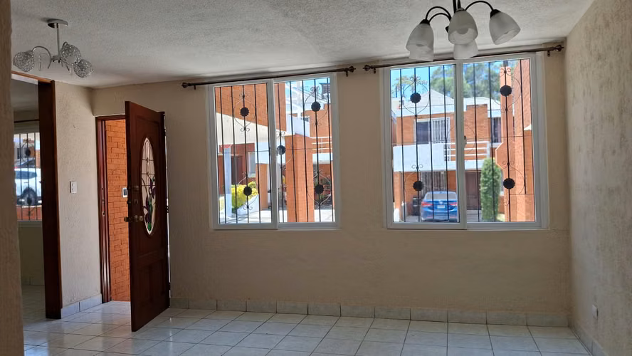 CASA EN RENTA EN ALAMEDAS DEL ENCINAL ZONA 7 DE MIXCO - Imagen 2