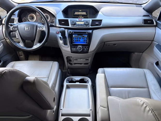 Honda Odyssey EX de Agencia Modelo 2016 - Imagen 7