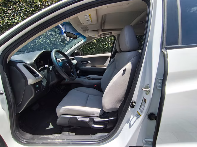 Honda Hr-v Ex 2wd  Modelo 2016  - Imagen 7
