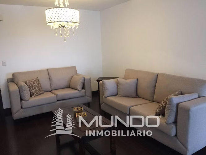 CASA EN RENTA EN ZONA 14 EN CONDOMINIO