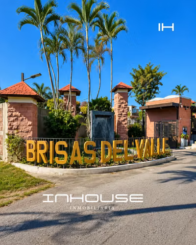 HOUSE FOR SALE IN VILLA CHANNELS INSIDE GARITA