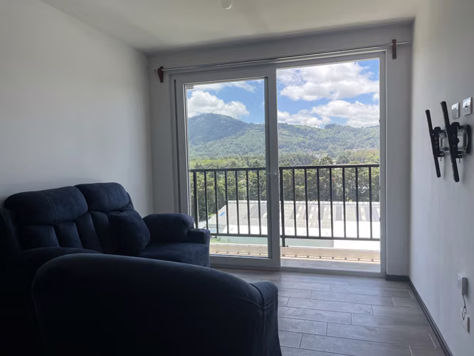 15 min. de Antigua, rento apartemento amoblado, 3 dorm. Q5,000