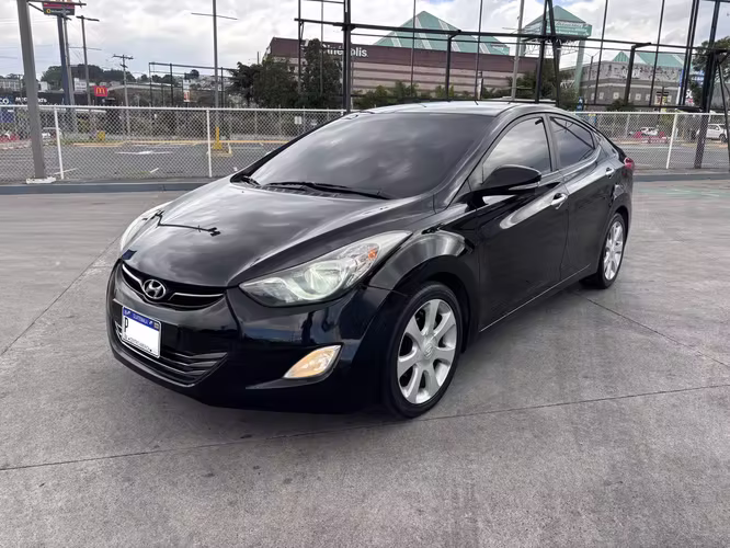 Hyundai Avante(Elantra) 2011 Recién Ingresado