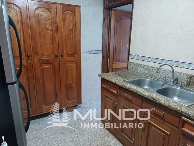 TOWNHOUSE EN RENTA EN ZONA 15 - Imagen 5