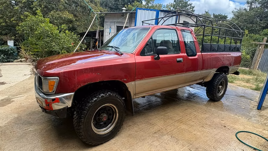 Vendo pickup toyota extracab