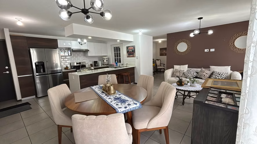 APARTAMENTO EN RENTA DE 3 HABITACIONES AMOBLADO EN PARQUE SAN ANGEL ZONA 2 - Imagen 7