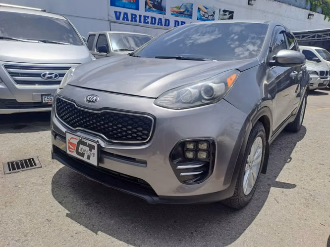Kia Sportage Fe 2017 Importada Automática y Tiptronic Bien Cuidada Hermosa Camioneta Familiar - Imagen 5